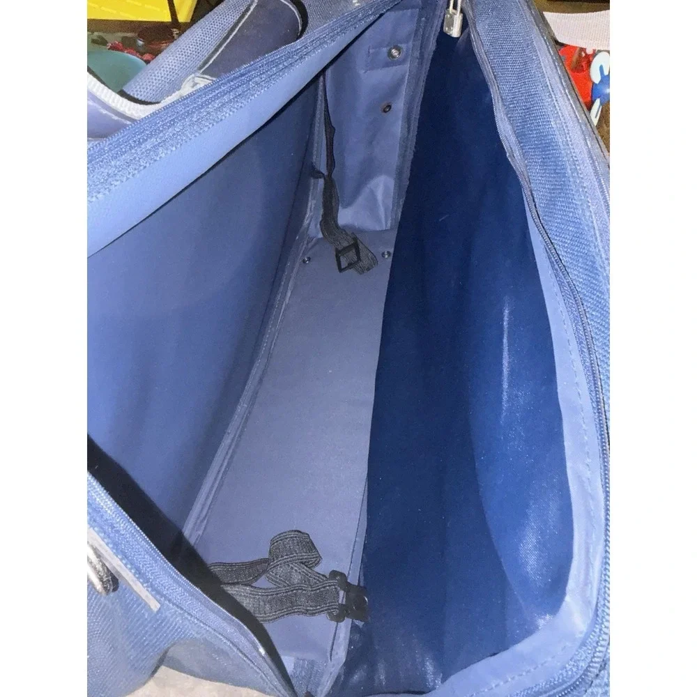 1990s Samsonite Blue soft-sided bi-fold garment travel bag‎ 23